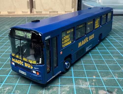 Cm016b volvo b10m - ,