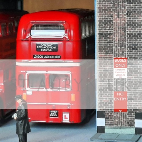Gauge bus station - oo,