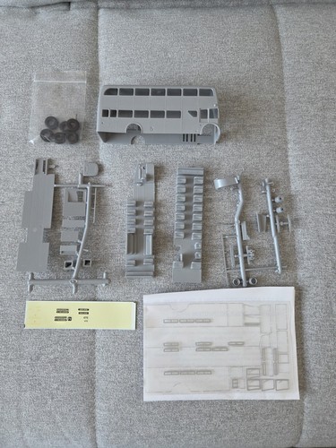 Daimler plastic bus - plastic, kit