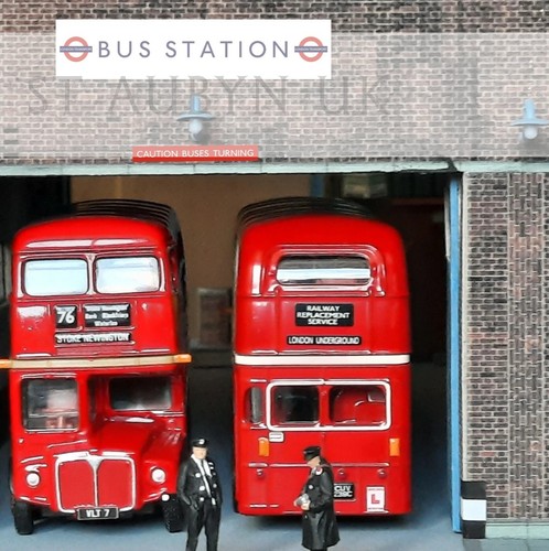 Gauge bus station decal kit - oo,
